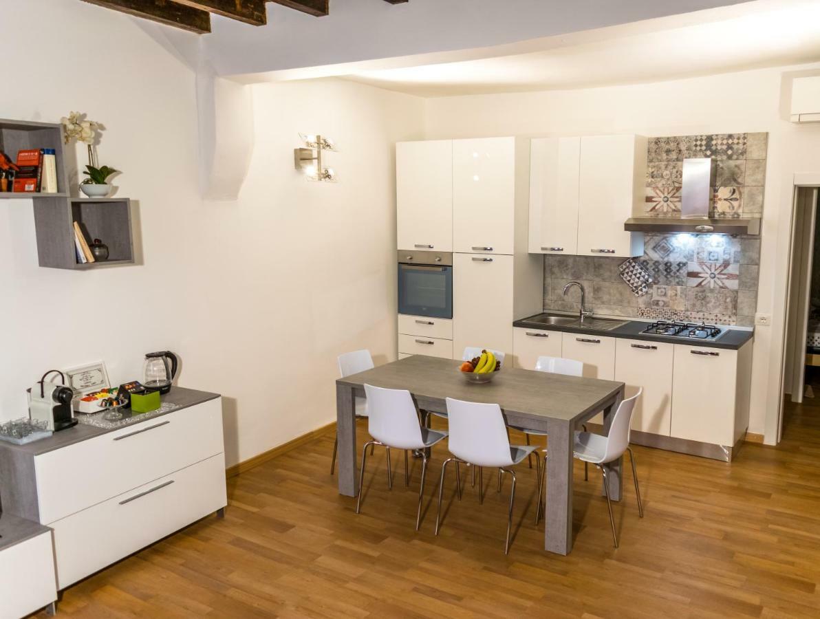La Campanella Lägenhet Modena Exteriör bild